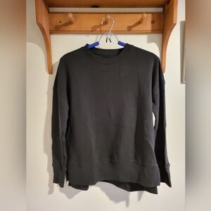 Time and Tru Black Crewneck Sweater
